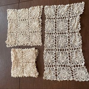 Doilies set of 3